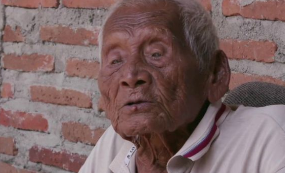 وفاة أكبر رجل معمر في العالم في إندونيسيا عن 146عاما