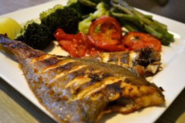 من المطبخ التركي..طريقة عمل السمك على الطريقة التركية