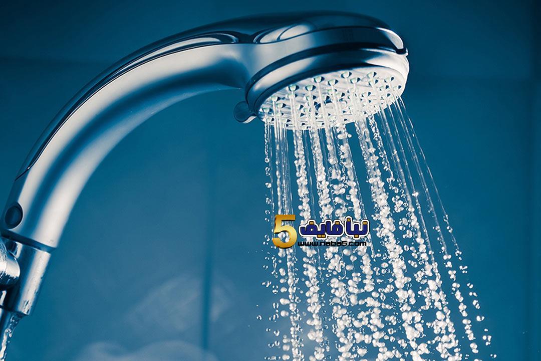 تفسير حلم الاستحمام بالملابس