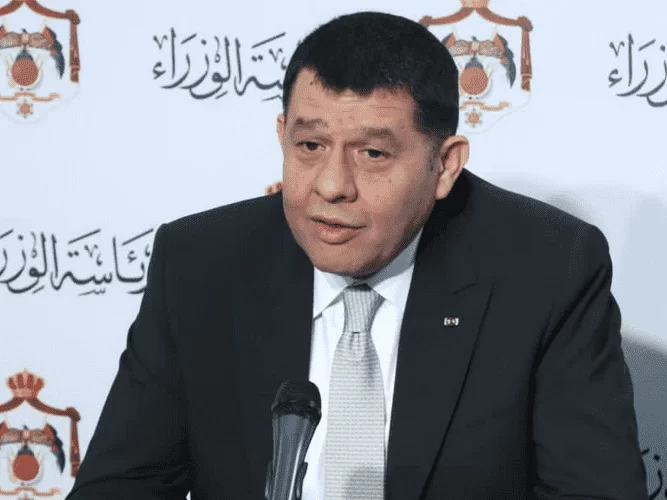 الحكومة تسعى الى توفير فرص عمل للفئة 40 عام