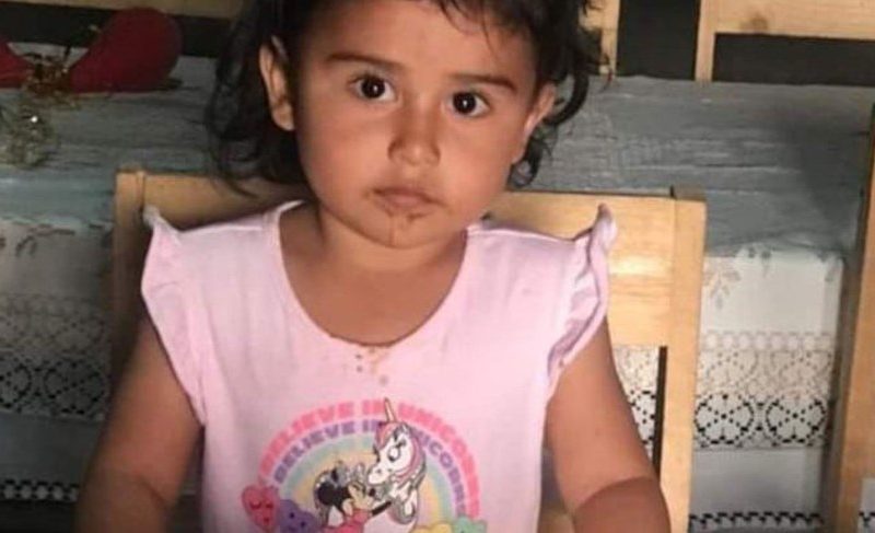 طفلة تستيقظ في جنازتها بعد إعلان وفاتها ثم تموت في المستشفى بالمكسيك