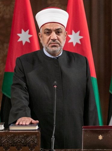 إقامة صلاة الغائب على شهداء الوطن يوم الجمعة هذا ما دعت أليه الأوقاف