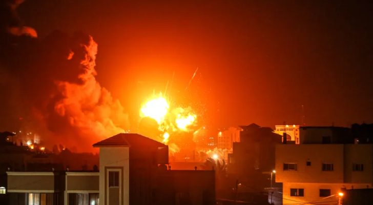 طائرات الاحتلال الإسرائيلي تجدد قصفها لقطاع غزة