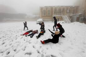 آخر المستجدات حول تساقط الثلوج في الأردن