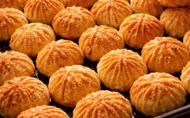 كعك العيد البيتي الناعم اللي ينجح من أول مرة