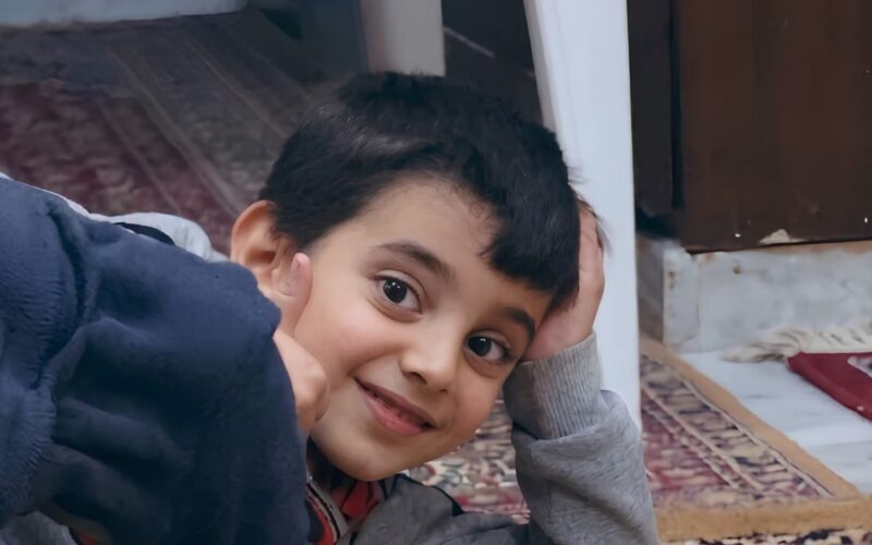 لساتك صغير ع الثلاجة يا عيوني”.. الموت غرقا يخطف الطفل هاشم العتوم في أولى أيام عطلته بجرش