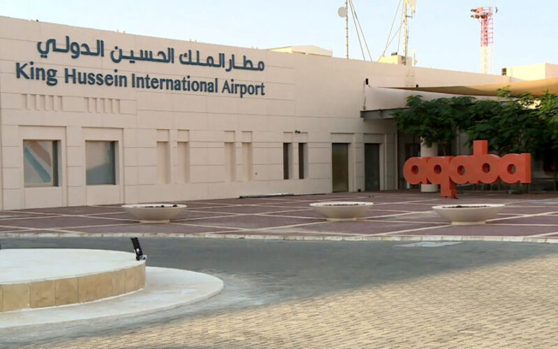 الحكومة تكشف حقيقة إخلاء مطار و ميناء العقبة
